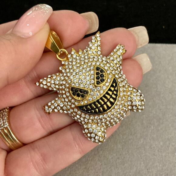 Brand New- Iced GENGAR Pokémon Pendant Medium -Gold & Black - Picture 9 of 10